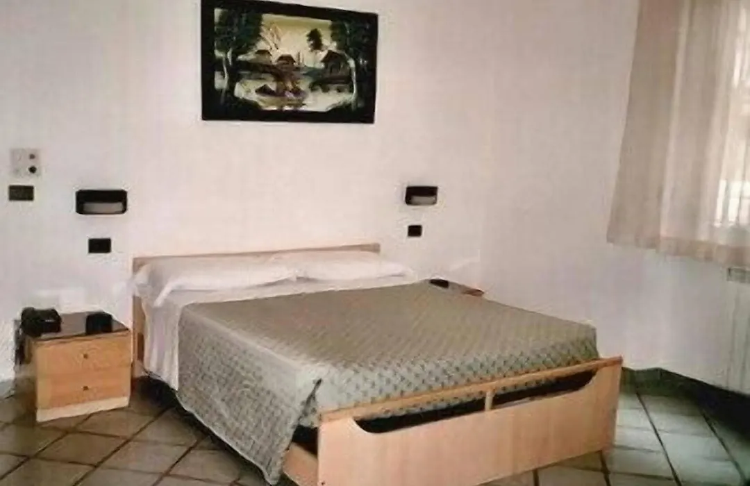 Hotel Paola-1